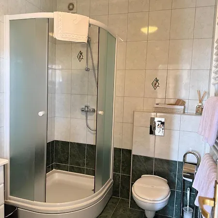 Апартаменти Dinka