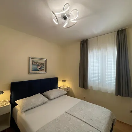 Dinka Apartman