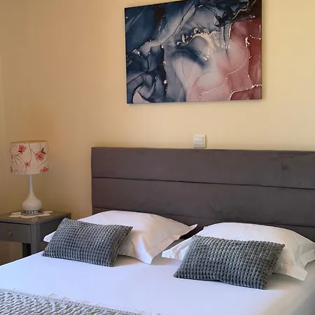 Dinka Apartman *